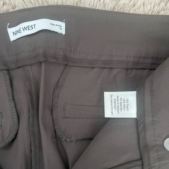 Women’s Kohls/Nine West Slacks NWT Size 16 - Picture 4 of 7